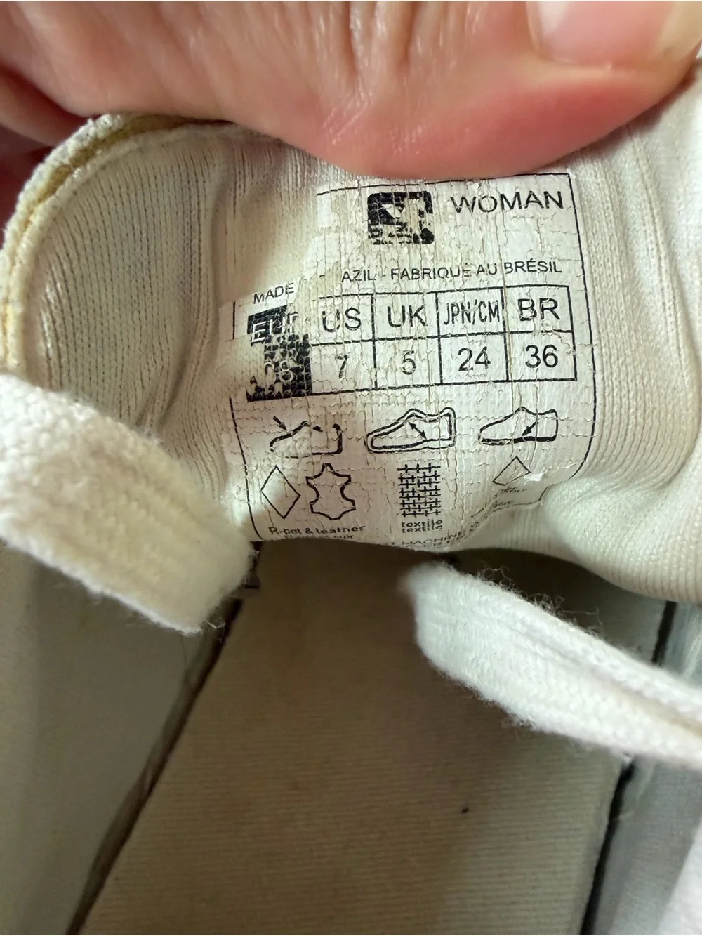 Veja V-12 Sneaker size 7 Free people